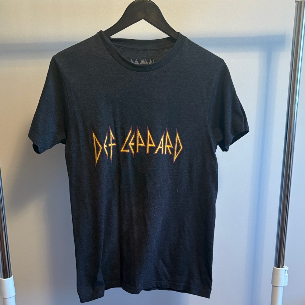 🤘Women’s Def Leppard Black/Grey Mix T-Shirt